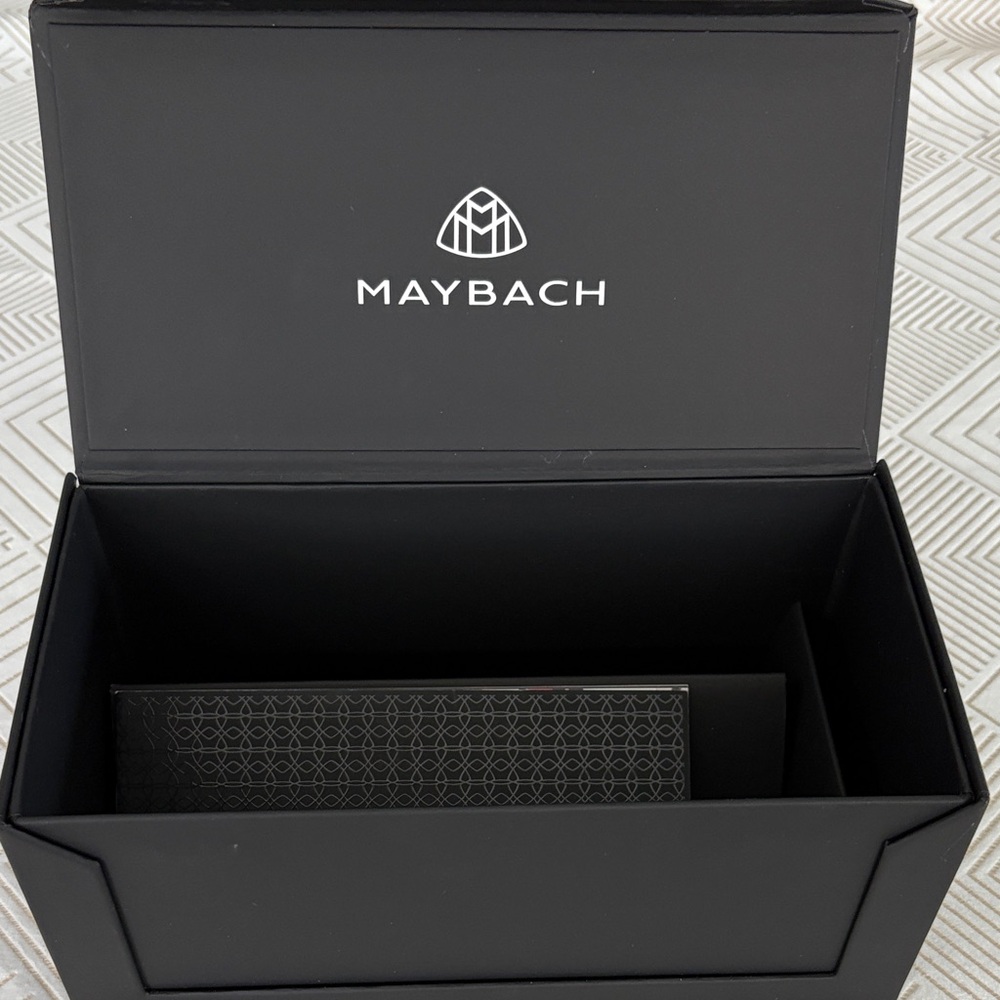 Maybach Box - Picture 2 of 4